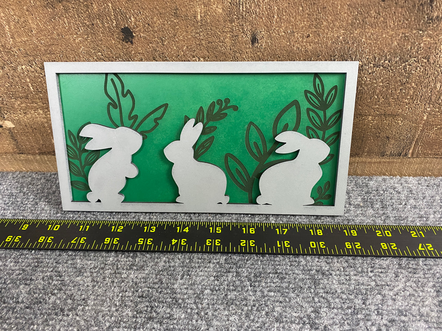 8136  3-Bunny Frame